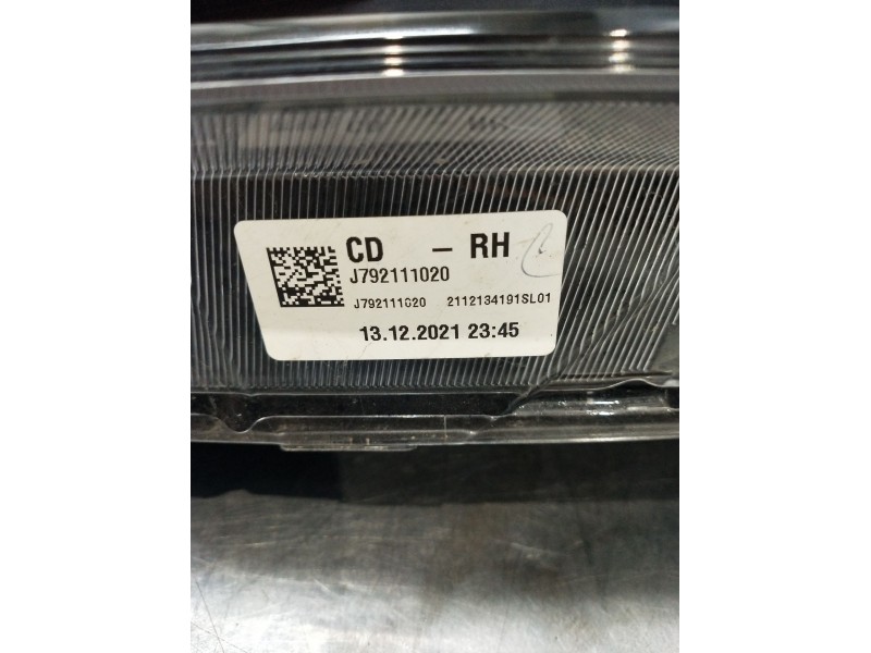 Recambio de faro derecho para kia ceed business referencia OEM IAM J792111020 92102J7500 2112134191SL01 22