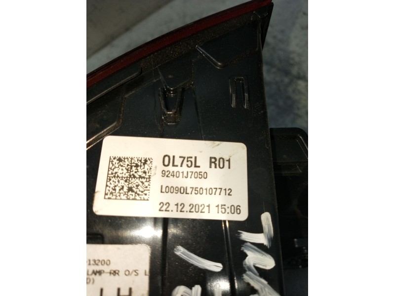 Recambio de piloto trasero izquierdo para kia ceed business referencia OEM IAM 0L75LR01 92401J7050 22