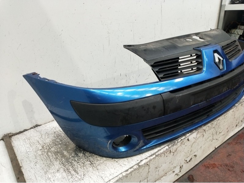Recambio de paragolpes delantero para renault clio ii (bb_, cb_) 1.2 (bb0a, bb0f, bb10, bb1k, bb28, bb2d, bb2h, cb0a,... referen