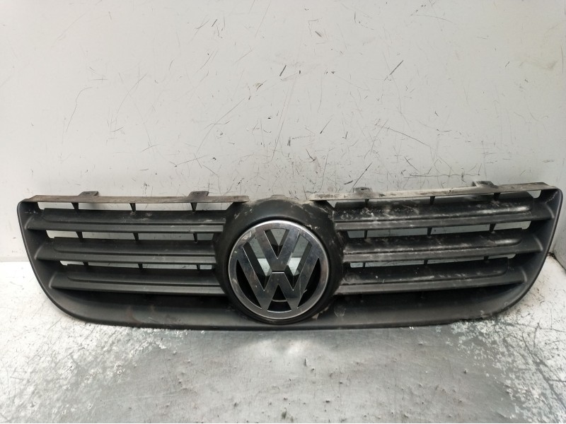Recambio de rejilla delantera para volkswagen polo iv (9n_, 9a_) 1.4 tdi referencia OEM IAM   05