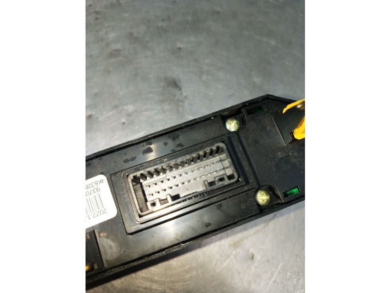 Recambio de mando multifuncion para kia ceed business referencia OEM IAM 93700J7AD1WK 4K6JB2B1000 22