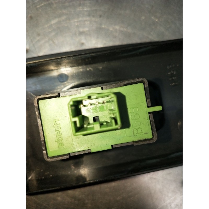 Recambio de mando elevalunas delantero derecho para fiat ducato furgoneta (250_) 130 multijet 2,3 d 4x4 referencia OEM IAM 07355