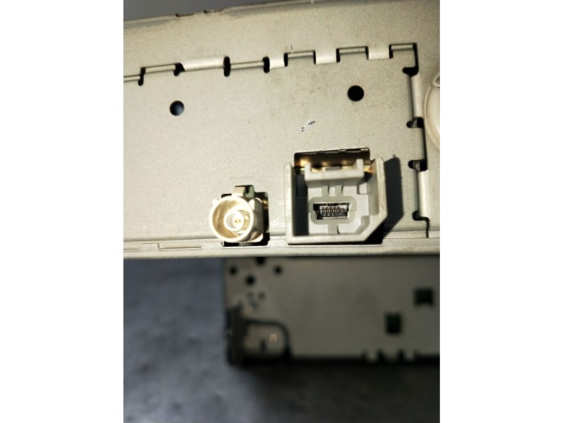 Recambio de sistema audio / radio cd para fiat ducato furgoneta (250_) 130 multijet 2,3 d 4x4 referencia OEM IAM 07356232340 006