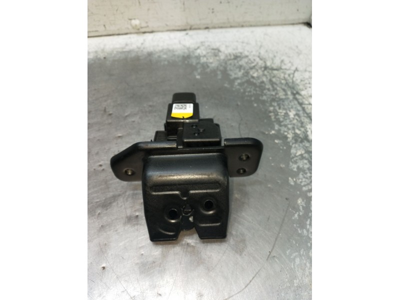 Recambio de motor cierre centralizado porton para kia ceed business referencia OEM IAM 1392100010  22 5P