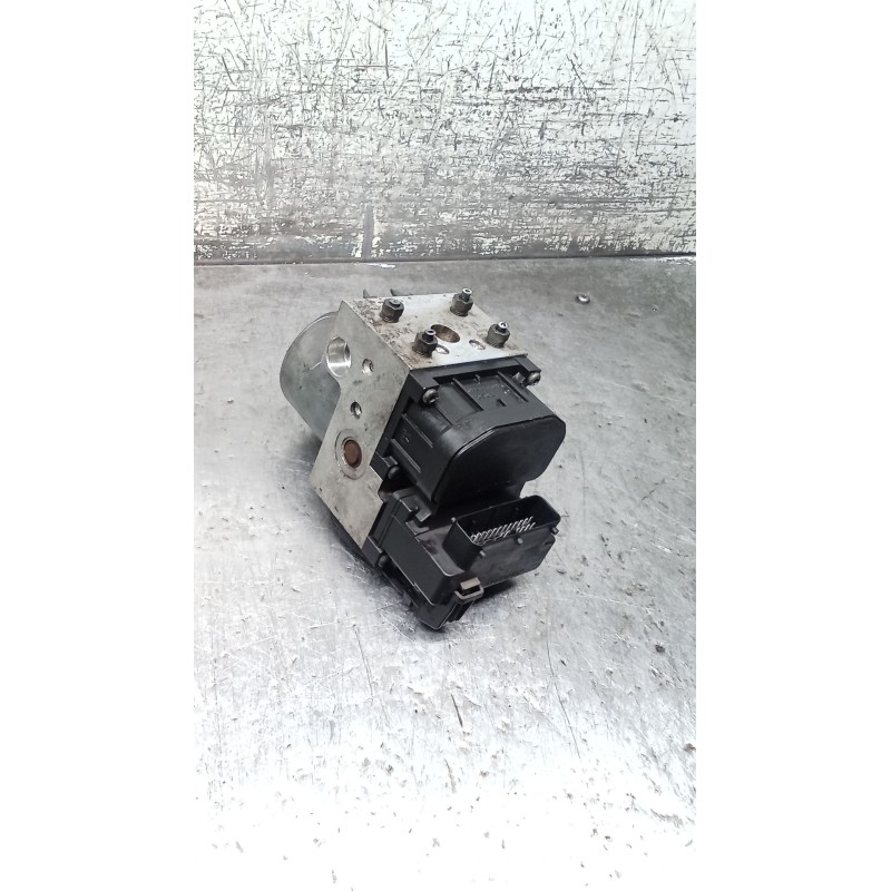Recambio de abs para toyota yaris (ncp1/nlp1/scp1) 1.4 turbodiesel cat referencia OEM IAM 0273004994 0265218661 445100D012