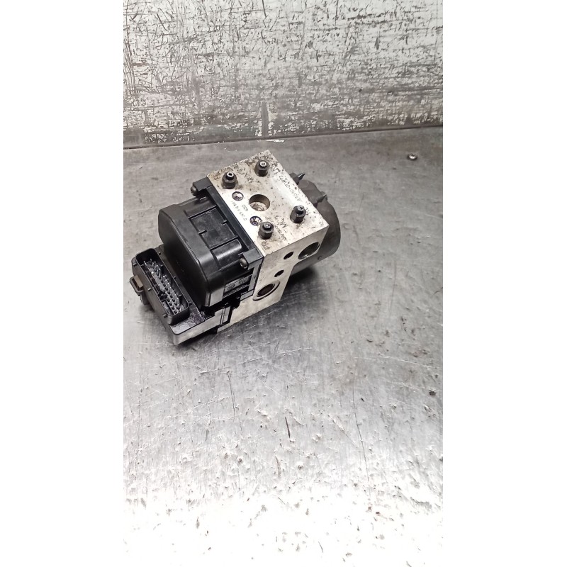 Recambio de abs para toyota yaris (ncp1/nlp1/scp1) 1.4 turbodiesel cat referencia OEM IAM 0273004994 0265218661 445100D012