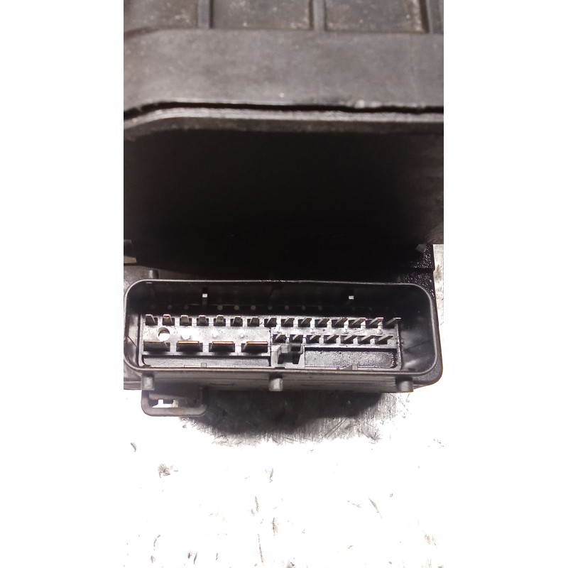 Recambio de abs para toyota yaris (ncp1/nlp1/scp1) 1.4 turbodiesel cat referencia OEM IAM 0273004994 0265218661 445100D012