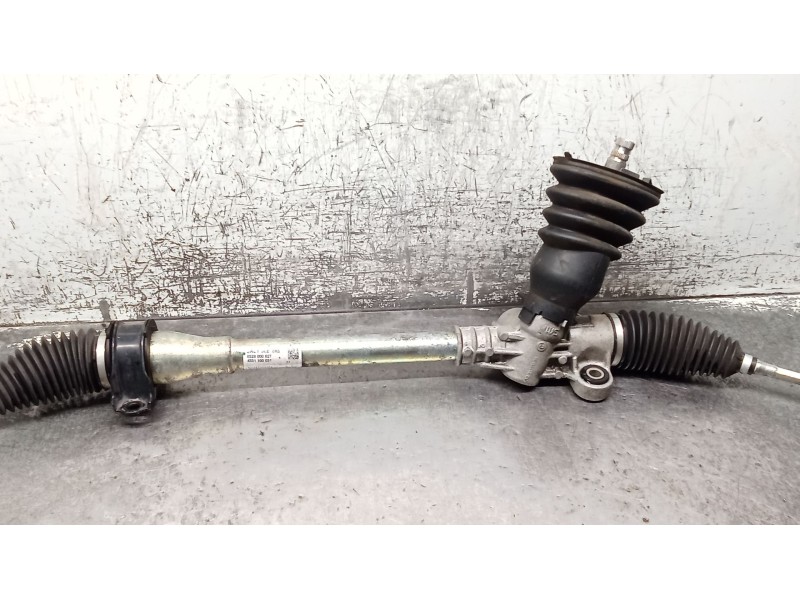 Recambio de cremallera direccion para toyota yaris (ncp1/nlp1/scp1) 1.4 turbodiesel cat referencia OEM IAM 4551100031  03