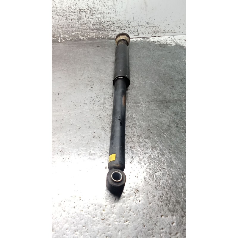 Recambio de amortiguador trasero derecho para toyota yaris (ncp1/nlp1/scp1) 1.4 turbodiesel cat referencia OEM IAM   03