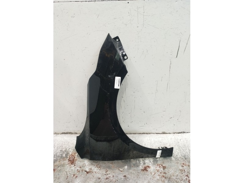 Recambio de aleta delantera derecha para kia ceed business referencia OEM IAM   