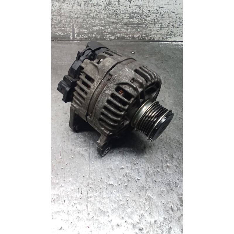 Recambio de alternador para seat cordoba (6l2) 1.9 tdi referencia OEM IAM 038903023L 0124325001 90A