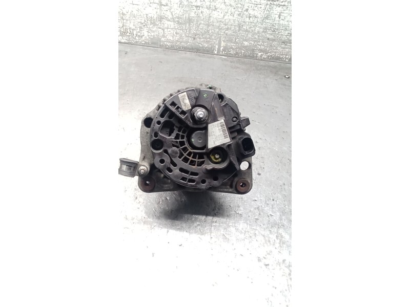 Recambio de alternador para seat cordoba (6l2) 1.9 tdi referencia OEM IAM 038903023L 0124325001 90A