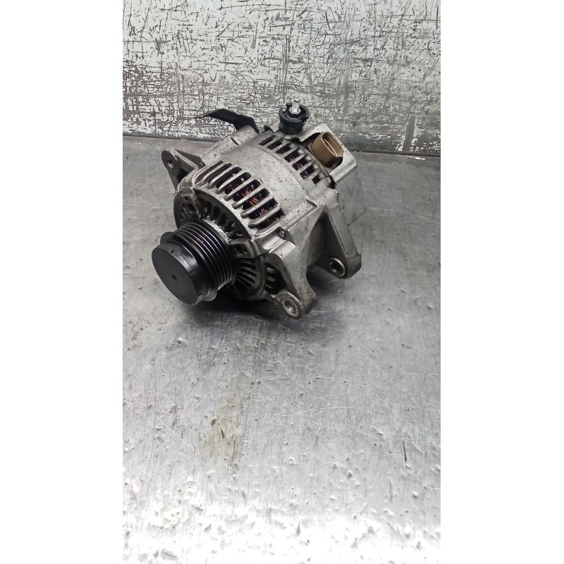 Recambio de alternador para toyota yaris (ncp1/nlp1/scp1) 1.4 turbodiesel cat referencia OEM IAM 5341610  03
