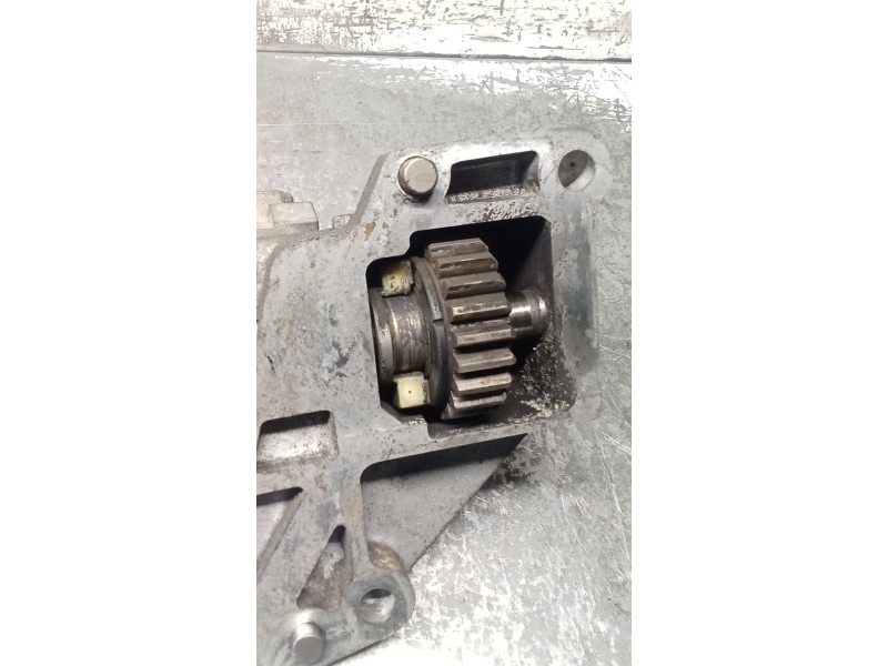 Recambio de motor arranque para dodge caliber s referencia OEM IAM 05033440AG  