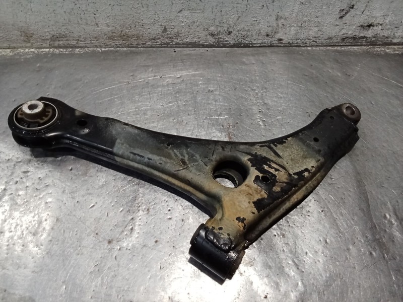 Recambio de brazo suspension inferior delantero derecho para mercedes-benz sprinter iii furgón fwd referencia OEM IAM   