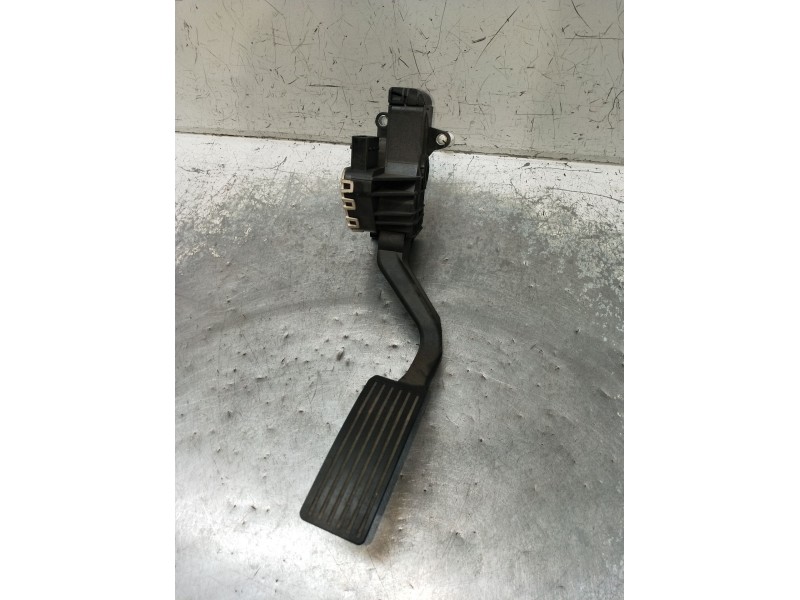 Recambio de potenciometro pedal para fiat ducato furgoneta (250_) 130 multijet 2,3 d 4x4 referencia OEM IAM 013694730800B7205113