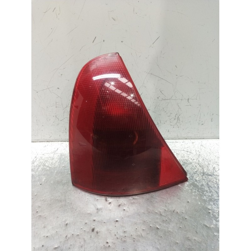 Recambio de piloto trasero izquierdo para renault clio ii (bb_, cb_) 1.9 dti (b/cb0u) referencia OEM IAM   98