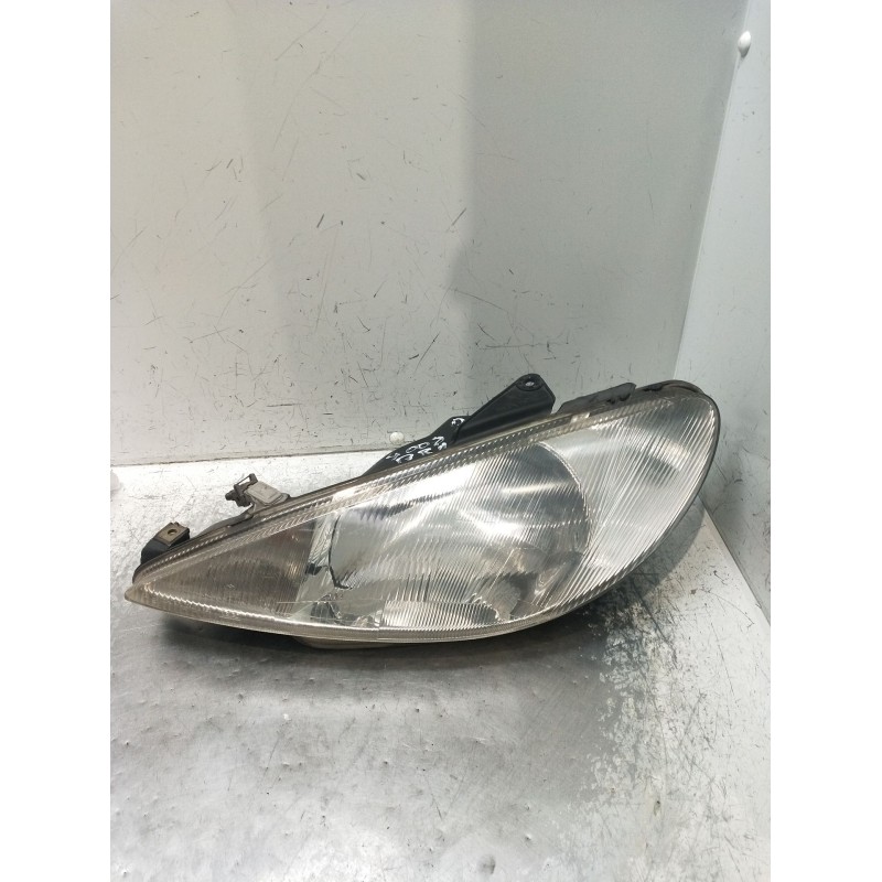 Recambio de faro derecho para peugeot 206 hatchback (2a/c) 1.9 d referencia OEM IAM 9640559580 89005132 