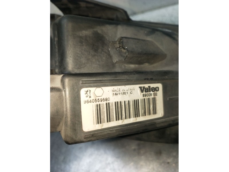 Recambio de faro derecho para peugeot 206 hatchback (2a/c) 1.9 d referencia OEM IAM 9640559580 89005132 