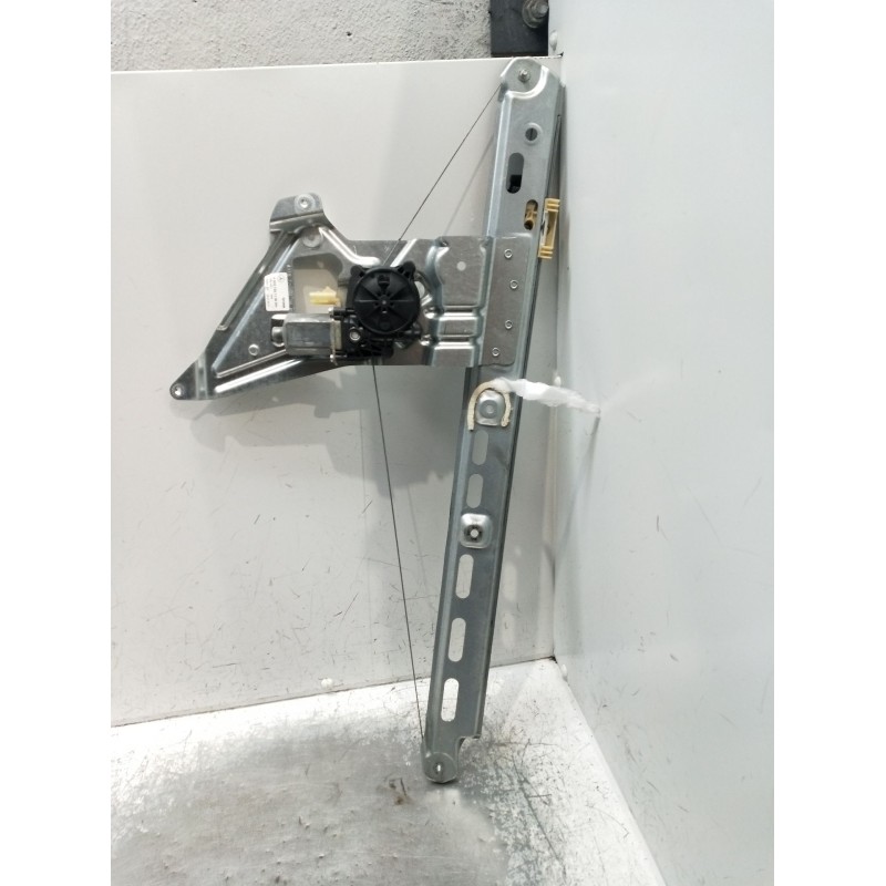 Recambio de elevalunas delantero derecho para mercedes-benz sprinter iii furgón fwd referencia OEM IAM A9107201100 ZGS005 22 5P