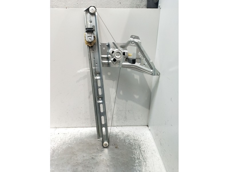 Recambio de elevalunas delantero derecho para mercedes-benz sprinter iii furgón fwd referencia OEM IAM A9107201100 ZGS005 22 5P