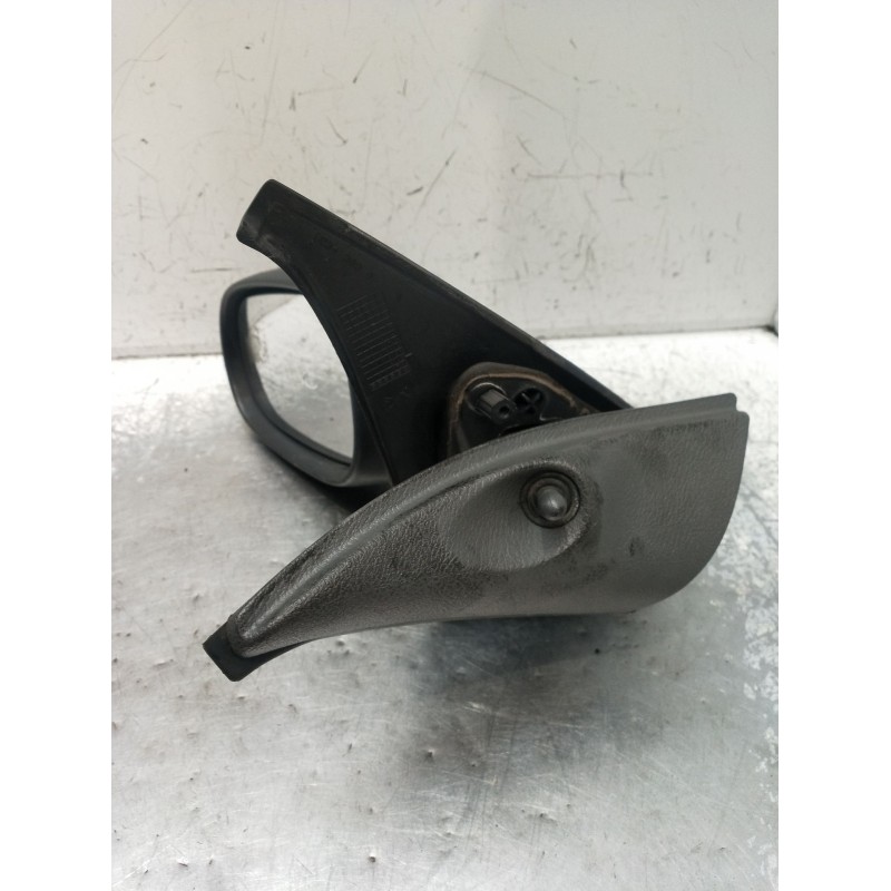 Recambio de retrovisor izquierdo para renault clio ii (bb_, cb_) 1.9 dti (b/cb0u) referencia OEM IAM  MANUAL 98