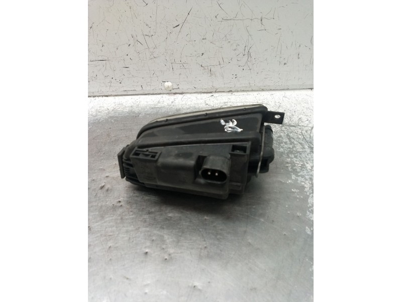 Recambio de faro antiniebla derecho para bmw 5 (e39) 530 d referencia OEM IAM   00