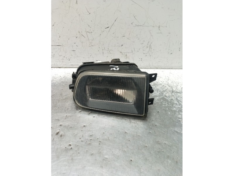 Recambio de faro antiniebla izquierdo para bmw 5 (e39) 530 d referencia OEM IAM   00