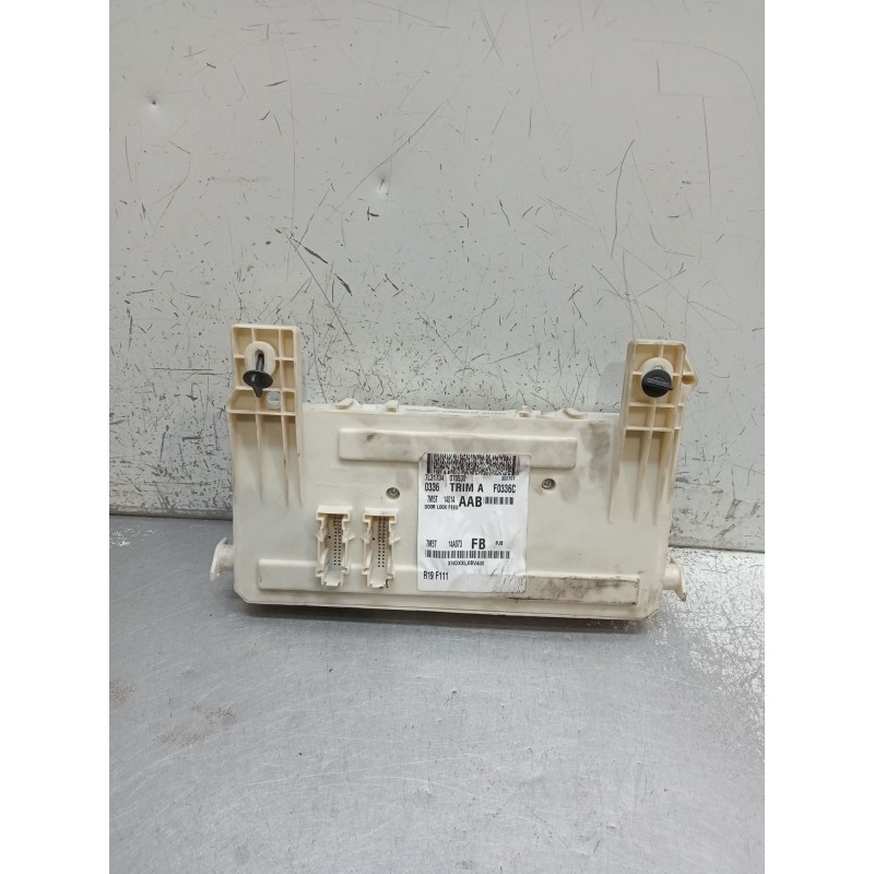 Recambio de caja reles / fusibles para ford c-max (dm2) 1.6 referencia OEM IAM 7L31734070530 7M5T14014AAD 7M5T14A073FB 