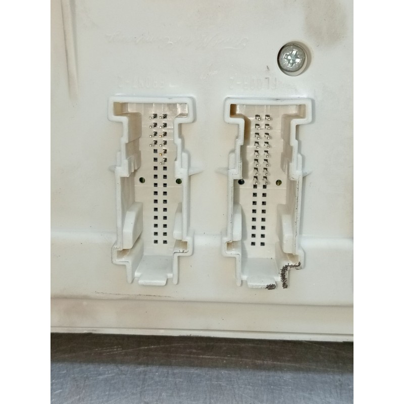 Recambio de caja reles / fusibles para ford c-max (dm2) 1.6 referencia OEM IAM 7L31734070530 7M5T14014AAD 7M5T14A073FB 