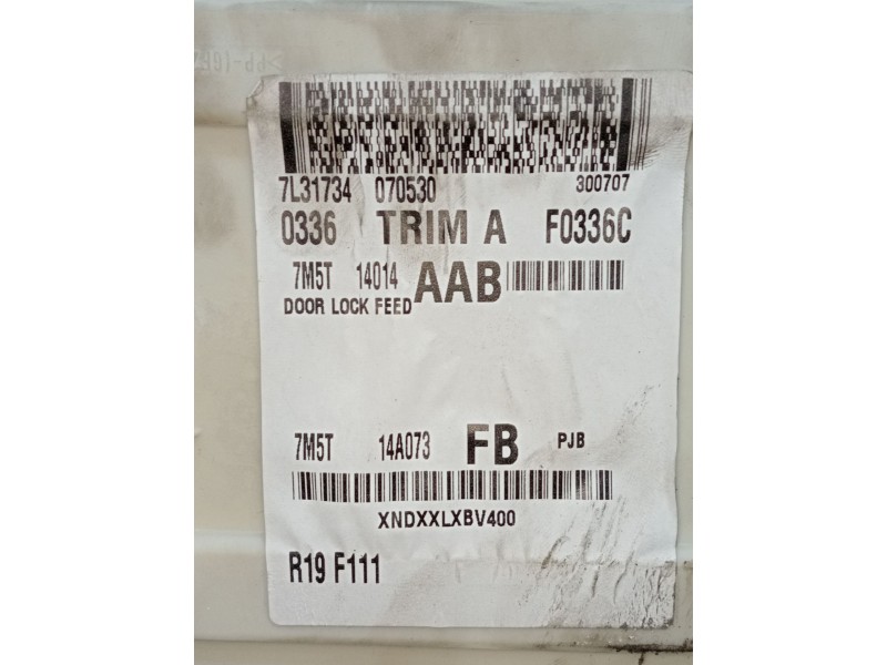 Recambio de caja reles / fusibles para ford c-max (dm2) 1.6 referencia OEM IAM 7L31734070530 7M5T14014AAD 7M5T14A073FB 