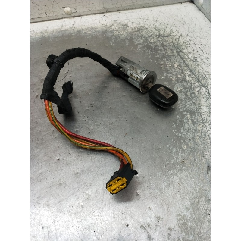 Recambio de conmutador de arranque para renault clio ii (bb_, cb_) 1.9 dti (b/cb0u) referencia OEM IAM   98