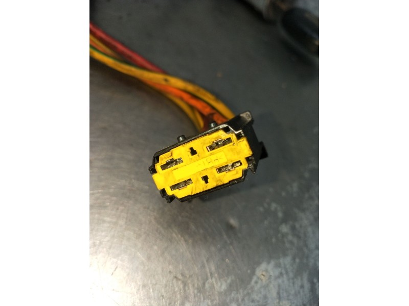 Recambio de conmutador de arranque para renault clio ii (bb_, cb_) 1.9 dti (b/cb0u) referencia OEM IAM   98