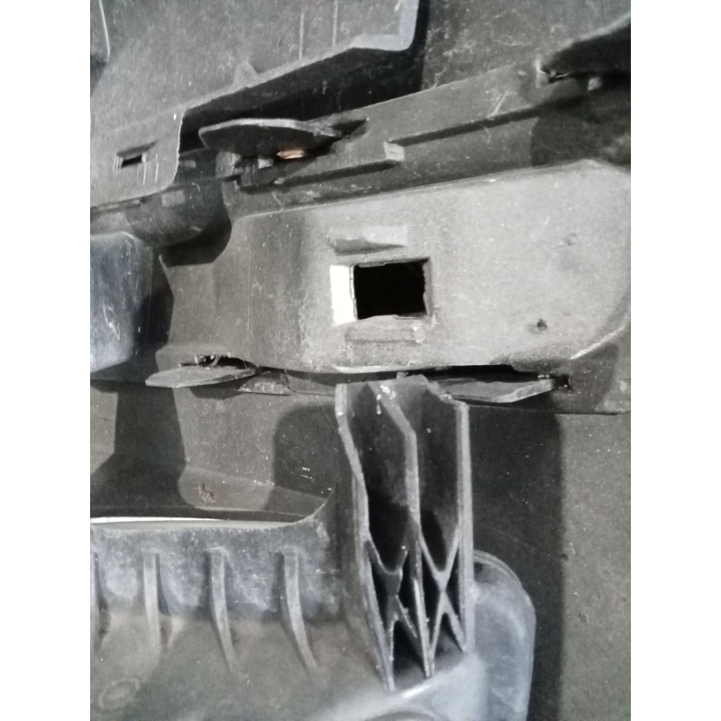 Recambio de paragolpes delantero para peugeot 407 (6d_) 2.0 hdi 135 (6drhrh, 6drhre, 6drhrg, 6drhrj) referencia OEM IAM   
