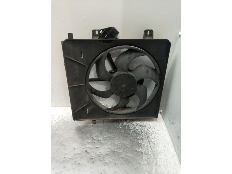 Recambio de electroventilador para citroën c3 pluriel 1.4 referencia OEM IAM 9638739780 1831461000 02