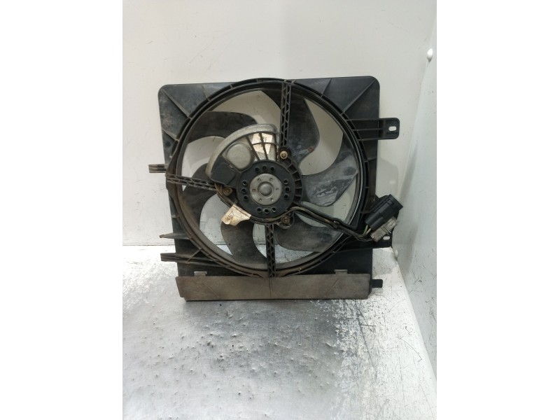 Recambio de electroventilador para citroën c3 pluriel 1.4 referencia OEM IAM 9638739780 1831461000 02