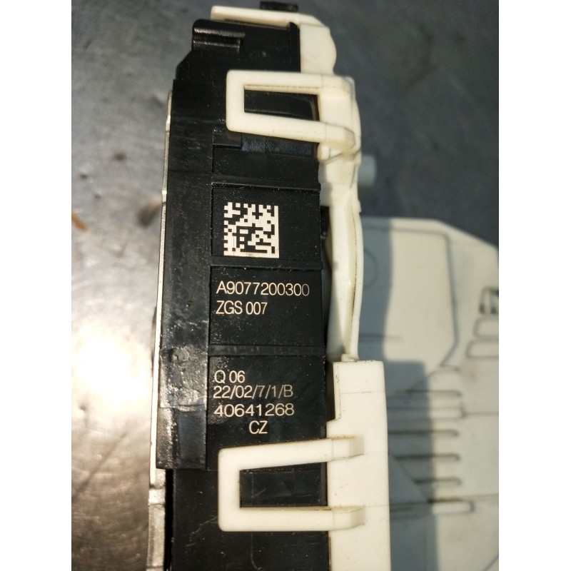 Recambio de motor cierre centralizado delantero derecho para mercedes-benz sprinter iii furgón fwd referencia OEM IAM A907720030