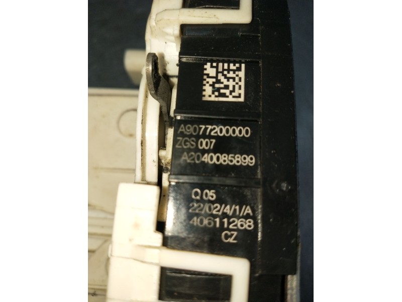 Recambio de motor cierre centralizado delantero izquierdo para mercedes-benz sprinter iii furgón fwd referencia OEM IAM A9077200