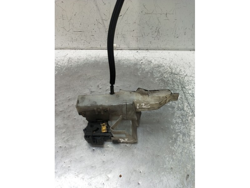 Recambio de motor cierre centralizado delantero izquierdo para renault clio ii (bb_, cb_) 1.9 dti (b/cb0u) referencia OEM IAM   