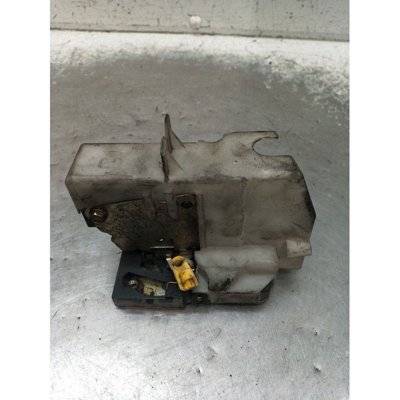 Recambio de motor cierre centralizado trasero izquierdo para renault clio ii (bb_, cb_) 1.9 dti (b/cb0u) referencia OEM IAM   98