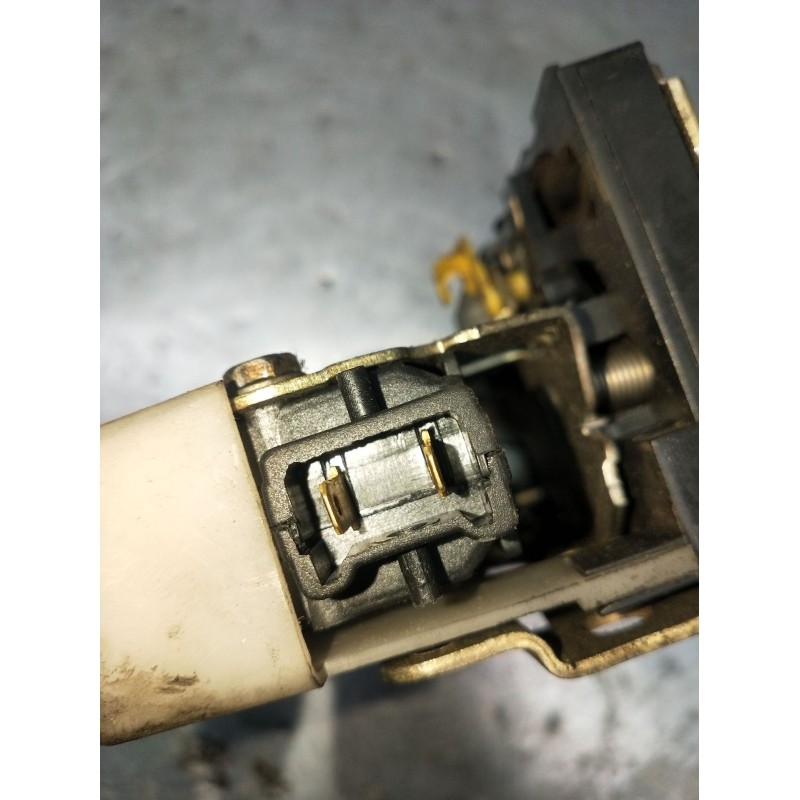 Recambio de motor cierre centralizado trasero izquierdo para renault clio ii (bb_, cb_) 1.9 dti (b/cb0u) referencia OEM IAM   98