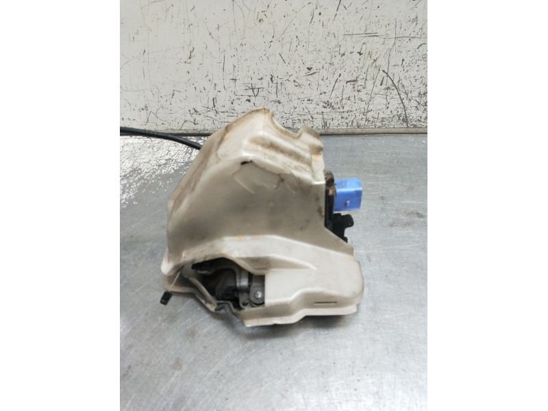 Recambio de motor cierre centralizado trasero derecho para volkswagen golf v (1k1) 1.9 tdi referencia OEM IAM  5P 