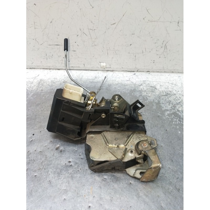 Recambio de motor cierre centralizado trasero derecho para bmw 5 (e39) 530 d referencia OEM IAM  4P 00