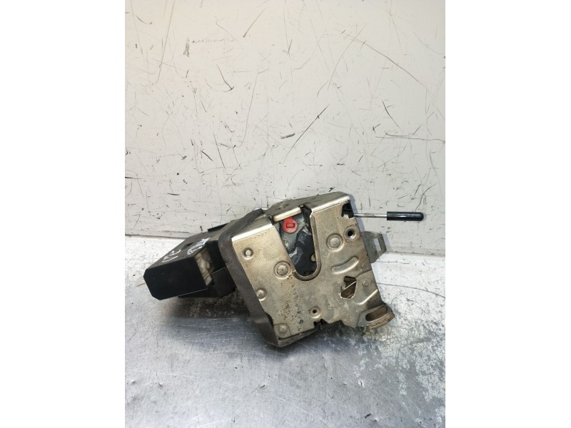 Recambio de motor cierre centralizado trasero izquierdo para bmw 5 (e39) 530 d referencia OEM IAM  4P 00