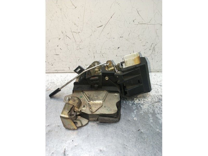 Recambio de motor cierre centralizado trasero izquierdo para bmw 5 (e39) 530 d referencia OEM IAM  4P 00