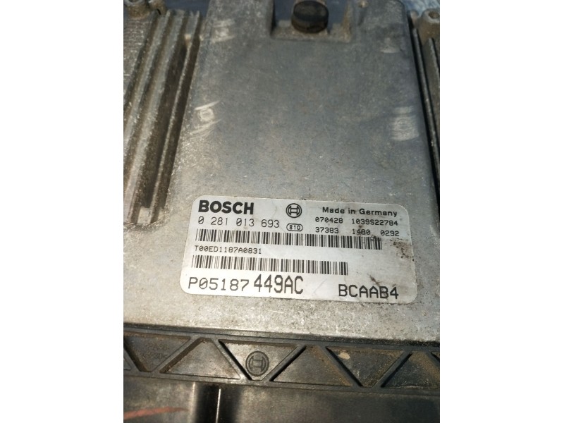 Recambio de centralita motor uce para dodge caliber s referencia OEM IAM 0281013963 P05187449AC 1039S22784 06