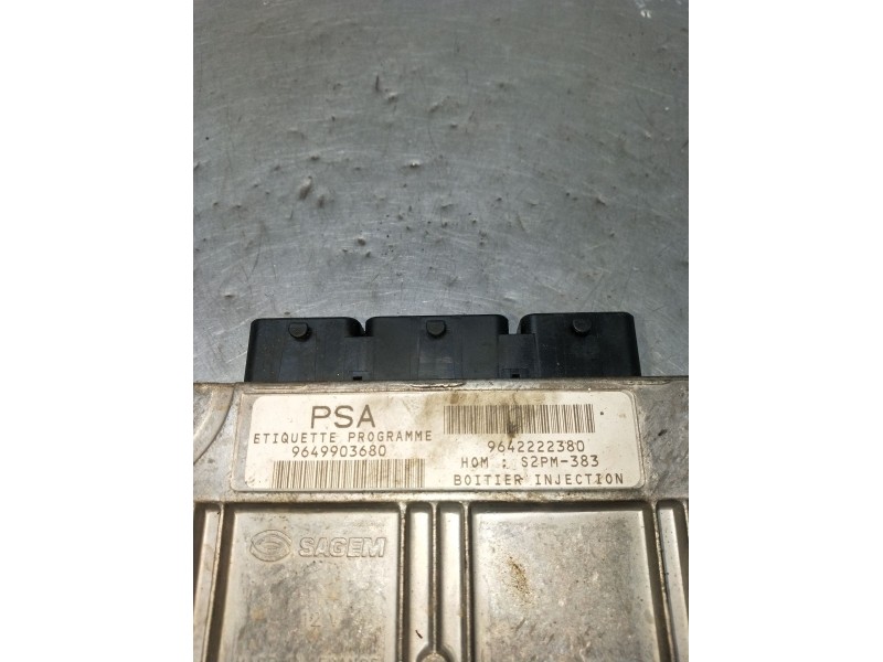 Recambio de centralita motor uce para citroën c3 pluriel 1.4 referencia OEM IAM 9649903680 9642222380 02