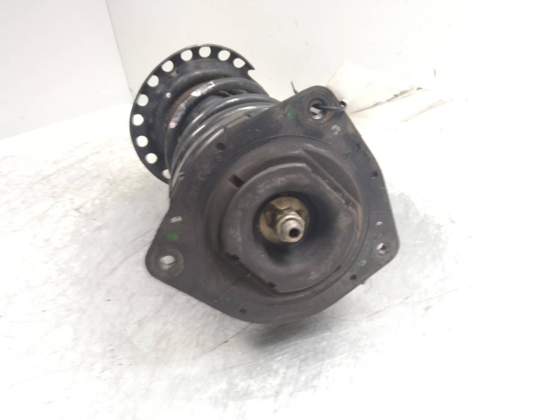 Recambio de amortiguador delantero izquierdo para nissan micra (k12e) acenta referencia OEM IAM   
