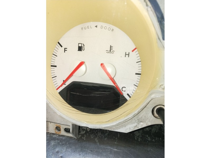 Recambio de cuadro instrumentos para dodge caliber s referencia OEM IAM P05107004AI TGGQI17070CA6R 06