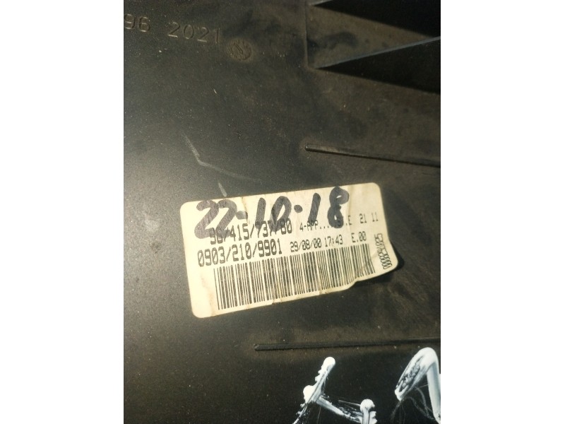 Recambio de cuadro instrumentos para peugeot 206 hatchback (2a/c) 1.4 i referencia OEM IAM 9641573780 09032109901 